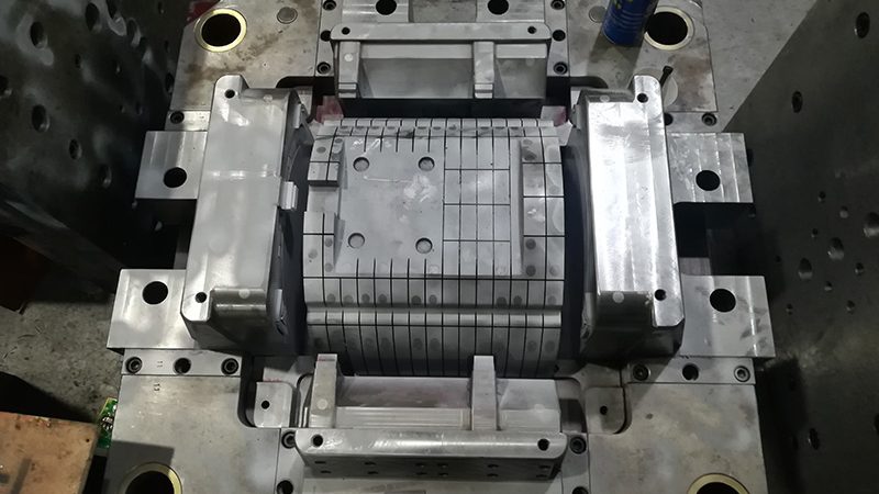 广东精密橡胶模具：揭秘其关键工艺与选型要点
