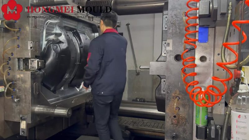 汽车模具批发：如何规避误区，确保品质与效率
